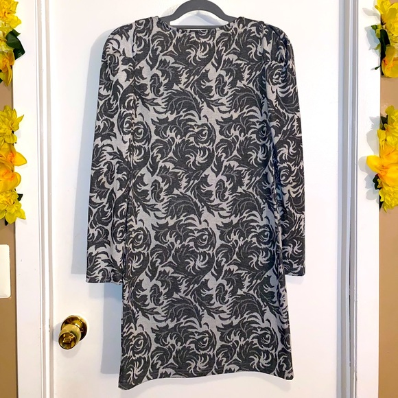 Jacquard Grey/White Long Sleeved Bodycon Dress - Picture 4 of 4